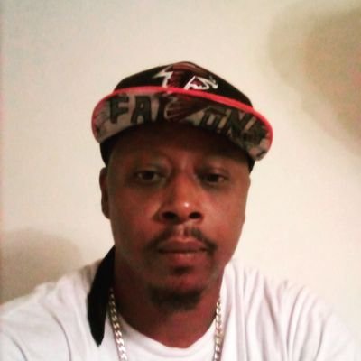 Bonesgordon1's profile picture. Hi world fly like a bird