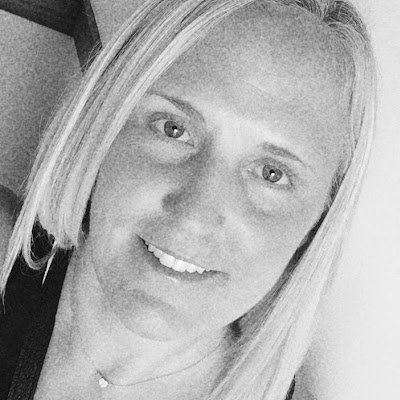 Suzanne28540126's profile picture. 