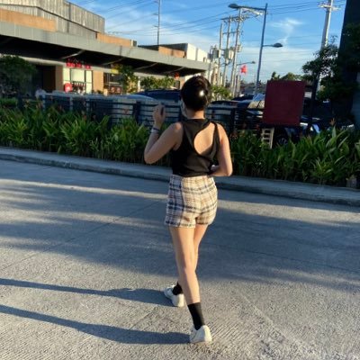 ellecltrv's profile picture. Blair Waldorf raised me.