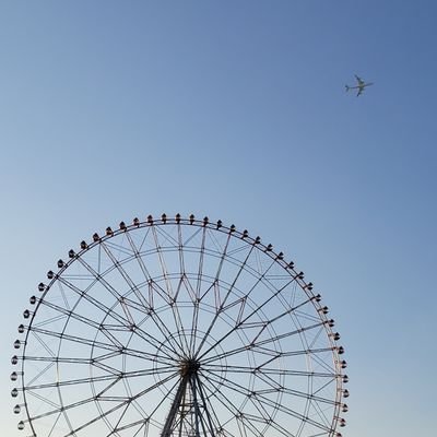 日本人ですが、勉強のために英語で呟こうかなあと😊
I live in Japan. I try to tweet in English!