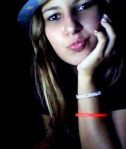 Eu só sou responsável pelo o que eu falo, não pelo o que você entende,
msn: feehramos_bittencourt@hotmail.com ;)