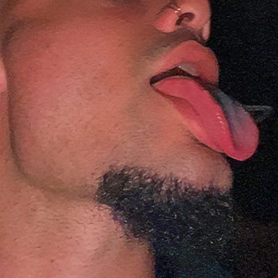 🇵🇷 | 18+ | Vers | New to this shit. DM’s are open.