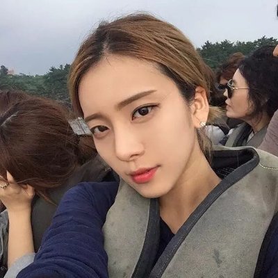 喜欢交友，热爱生活，传递正能量，希望朋友越来越多，做一朵向阳花互FO🇨🇳🇨🇳🇨🇳🇨🇳🇨🇳