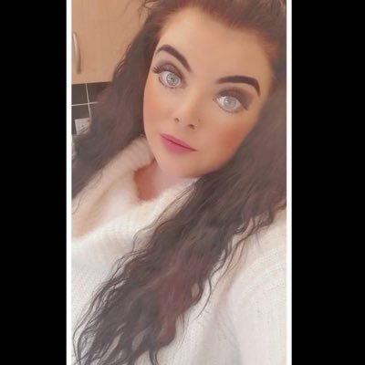 rebeccacoleburn's profile picture. ♥️