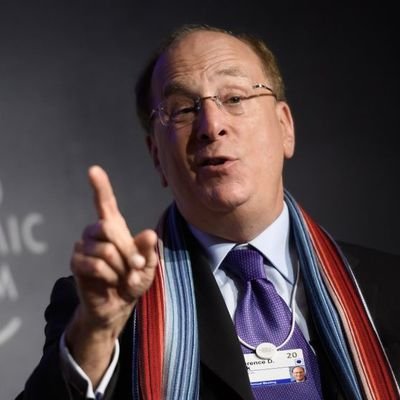 FlashcodeNo007's profile picture. - Expropriation manager chez BlackRock
- Operating Advisor chez Mc Kinsey
- Directeur sodomisateur de la bien Pensance