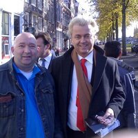 henk(@henk_ram) 's Twitter Profile Photo