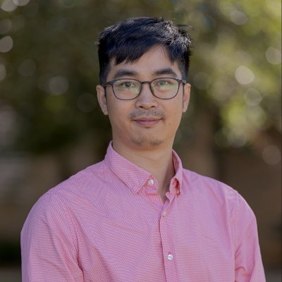 XiaobingLi2's profile picture. Pro in Trans. & Edu.