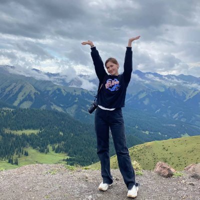 LLY36533381's profile picture. I like food, travel and sports. I hope I can travel around the world one day
#Tesla