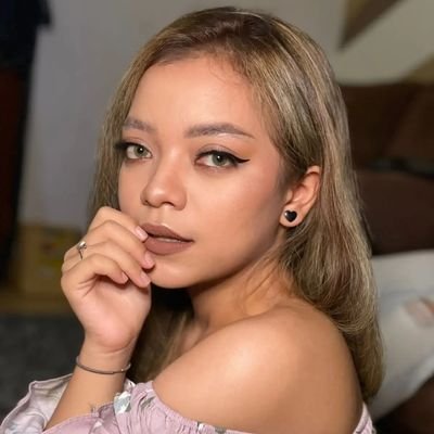 IchaCosmaa's profile picture. 