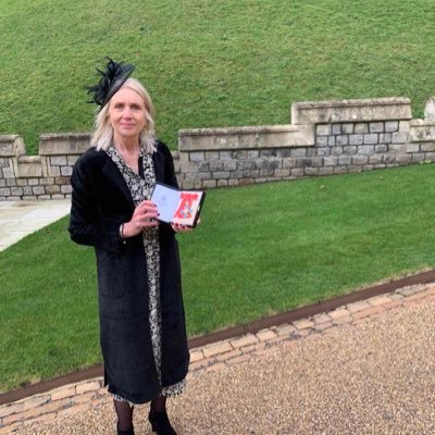 Suzanne Banks CBE Profile