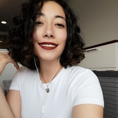 NatAvilaJ's profile picture. Internacionalista🌎