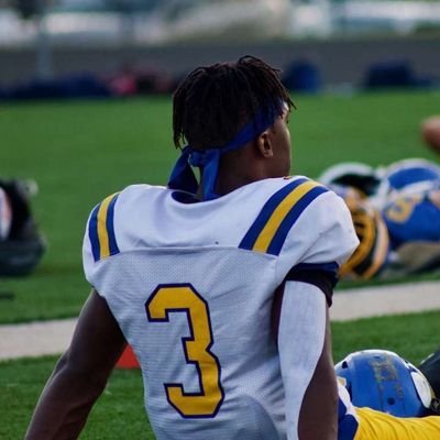 18
football
basketball
sweet like candy👾