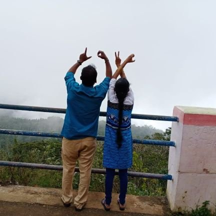 Nareshkeert's profile picture. Working hard is not a smartness....