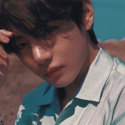 Avocados from Seul • 나와 함께 있어요 ♊ PROUD OF BTS • #army #bts #txt #itzy #twice #blackpink #wattpad
