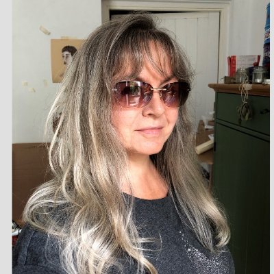 Janehereagain's profile picture. Creatrix