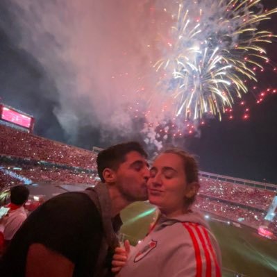 🇦🇷 en 🇪🇸. Hincha, socio y abonado de @riverplate. @cristiano como religión. Persevera y triunfarás.