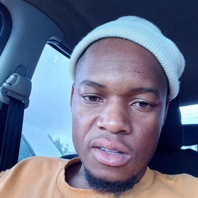 MahlatseShabe's profile picture. keep it real💯