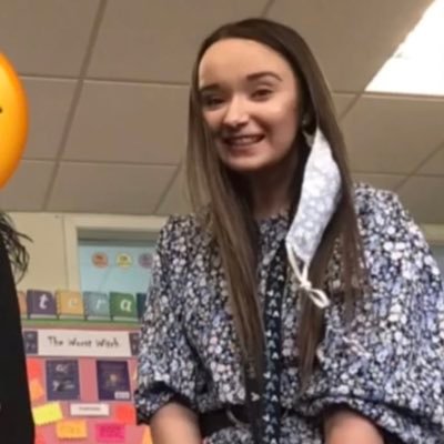 MissMaguire6's profile picture. 📚