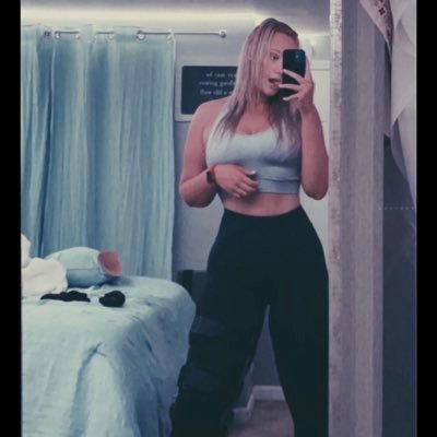 Elleeebrammerrr's profile picture. 