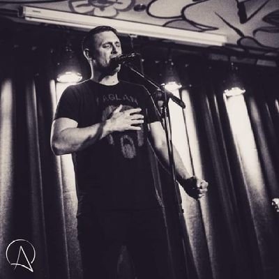 🇮🇪 Artist. Word Weaver 🎵 yer favourite artists favourite artist 😜🎶🔥☘️