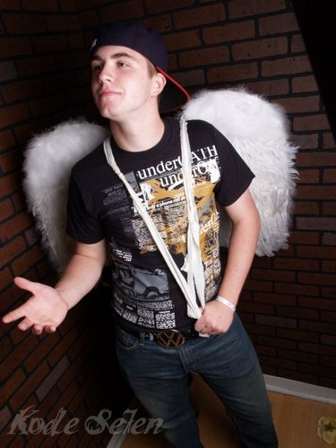 Kod3Se7en's profile picture. 