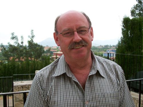 HowieG1512's profile picture. I'm a British freelance writer with a passion for writing. I've recently turned pro and am working hard to build a good online presence. Hope to see you around.