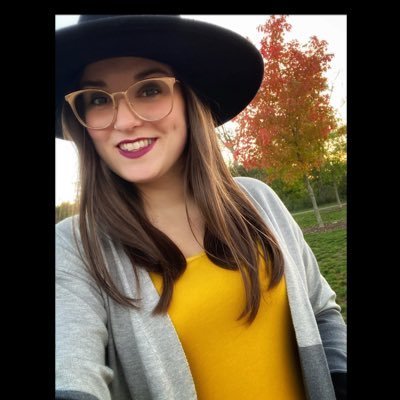 ashleymandaboyd's profile picture. I am not a human being. ✌🏼
