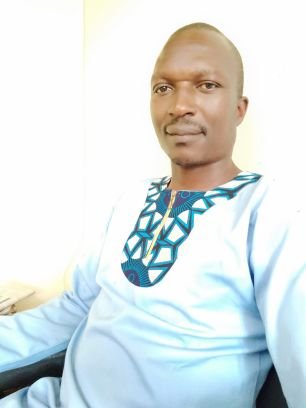 FelixoDhiwino's profile picture. A Grammarian with interest in politics & good governance.