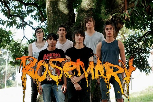 Ouça agora o novo ep da @bandarosemary #Submundo disponivel no myspace e no palcomp3! :D
http://t.co/NQ2jtP9P4o