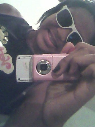 Ela curte um funk, ela é de balada, ela gosta da night, ela é de beber ♫♪ Minha vida é uma novela! #Fato *-* siga-me!