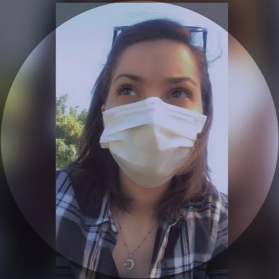 gregor on twitter sezen aksu sarkida ya da balkona cik bagir bagirabildigin kadar zehir disari akmadan yurek yikanmiyor dedikten sonra ama fazla da uzulme hayat bitiyor birgun diye ekliyor aciyi da huznu