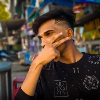 AmarPatel_17_'s profile picture. work in progress...
Nature is love ♥️
adventure monk.🤟 
be free🤗
keep hiking 🏔️