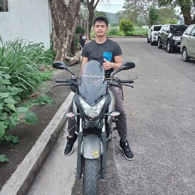 zapnussss's profile picture. Chill