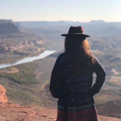 NomadErica's profile picture. Nomad. Wife. Pack Momma. Creative @shenlifepack. Loving life outside of the box.