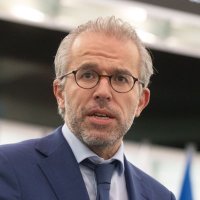 Thijs Reuten 🇪🇺🌹(@thijsreuten) 's Twitter Profile Photo