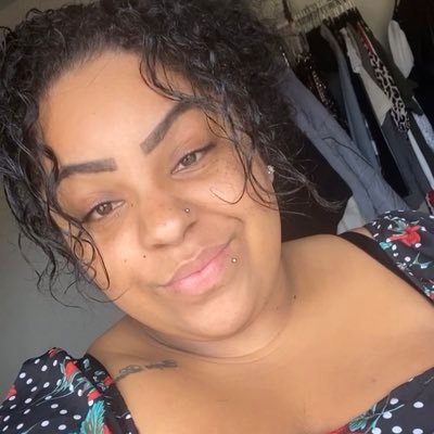 25, Size 22, Plussize UK Blogger & Body Positive.
Instagram: @justaplussizegirl
Email: justaplussizegirl@outlook.com