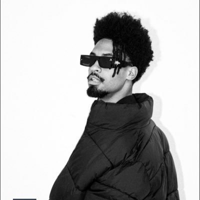 Maez301's profile picture. hi my name is Hasaan aka Maez. these are my meditations...