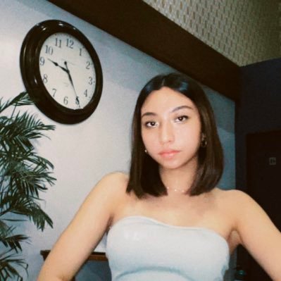 gabiegeronimo's profile picture. 