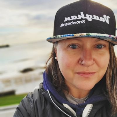 High school teacher and RSE AST #iykyk. Promoter/Supporter/Mentor to women+ in skilled trades ♀️ 🌈 🌎 🪶