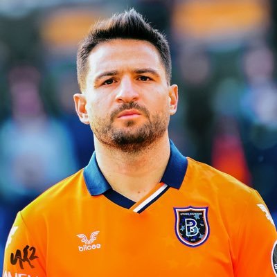 Official Twitter account of Ömer Ali Şahiner. Professional football player at @ibfk2014 https://t.co/Xf2iFqCmgN