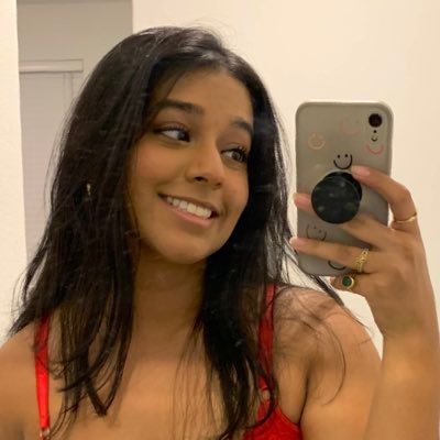 raismriti_'s profile picture. 