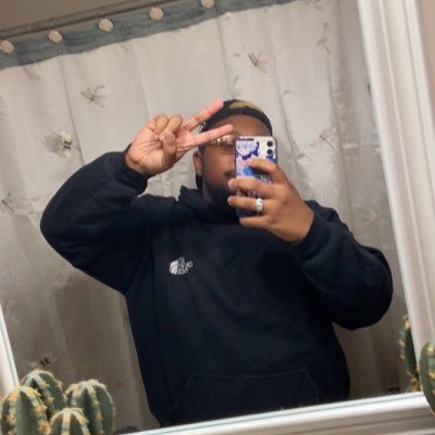 CozyDon6's profile picture. Different 🕋👁