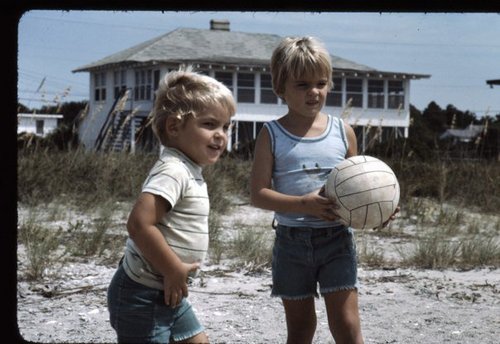 TedFelder's profile picture. Hopes to one day be known as either the Socrates of Mustard Based BBQ or Edisto Beach's most playful plutocrat.