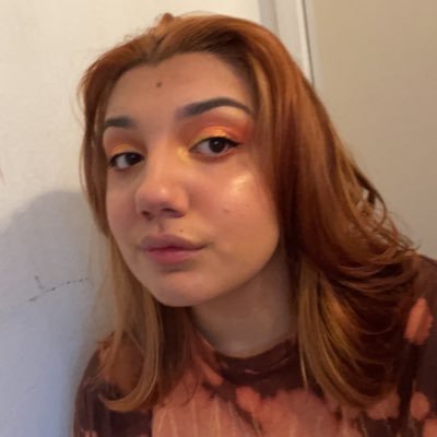 flowersjxne's profile picture. 19🤍 Avery🤍 2019 👩‍🎓