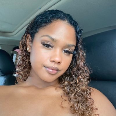 Spreading Love & Light🧘🏾♀️✨🏳️🌈 @zulikashanaz on yt & ig