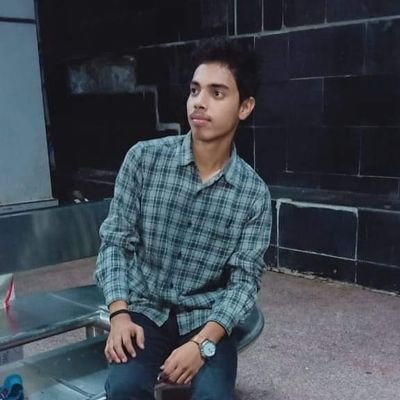 SanketPandey121's profile picture. 🤜🏻😍😎I never dremed about the sussess I work for it 😍😎🤛🏻