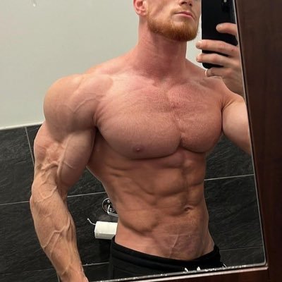 ALL THINGS MUSCLE | muscle worship 💪 | muscle gainer | aspiring bodybuilder | NSFW