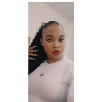 BellaMonyamane's profile picture. God fearing mom to a special boy💞