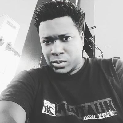 My world moves around music and sports /mi idolo Jesus /
Liverpool⚽️, Yankees⚾️, Rafael Nadal🥎, NY Knicks🏀, NY Giants🏈 No pOrN 🚫
