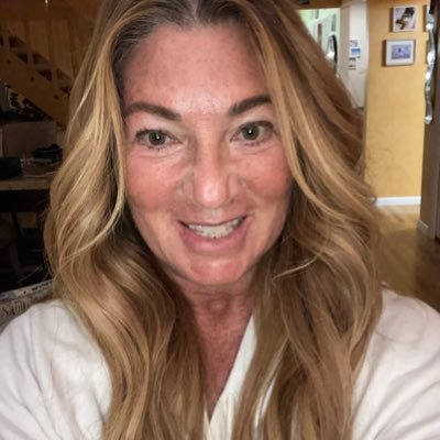 CatellFelene's profile picture. 